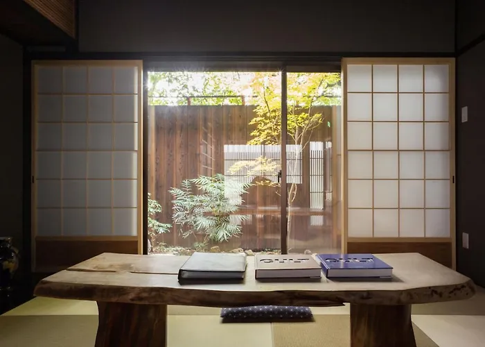 Reikaku Yasaka Villa Kyoto